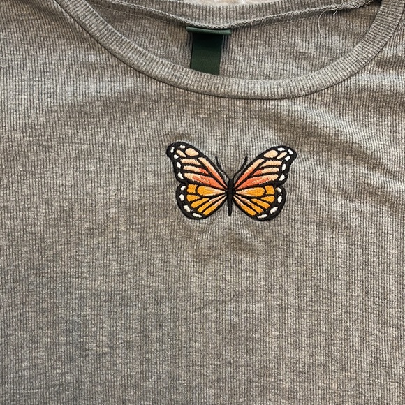 4 size medium tee shirts - Picture 5 of 5